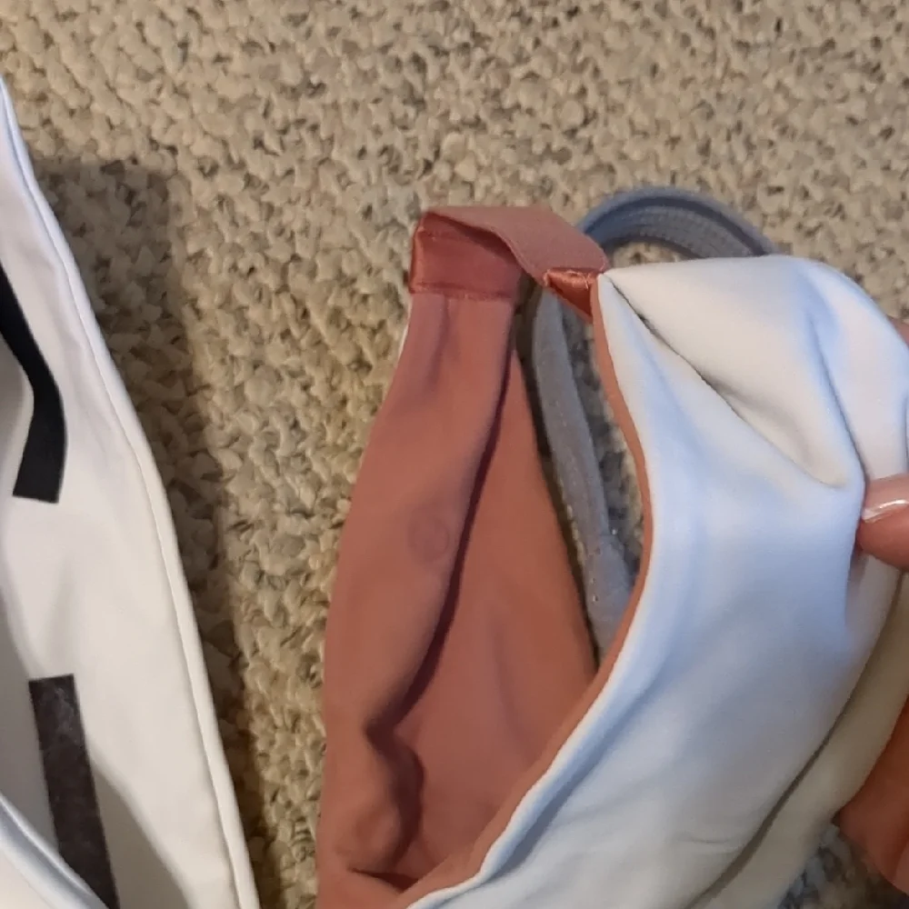 4 Head Bands - Picture 5 of 6